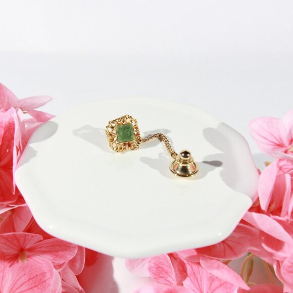 Other - Vintage Jade Gold Tone Tie Tack